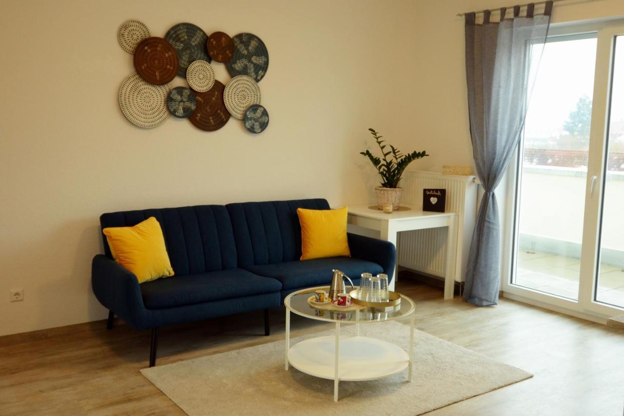 Unique Zentrale Moderne 2 Zimmer Wohnung nahe dem Park Villingen-Schwenningen Exterior foto